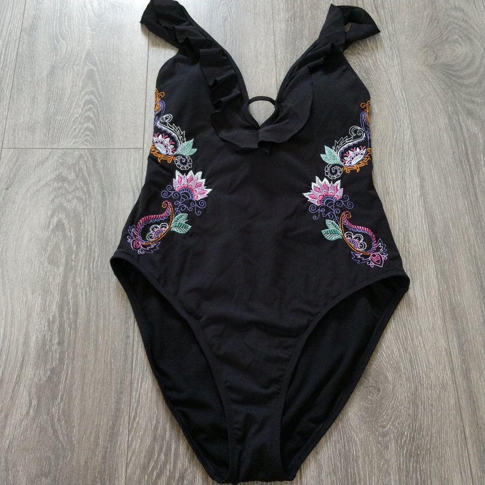 Gibson Latimer Embroidered Ruffled Plunge V Neck One Piece Swimsuit